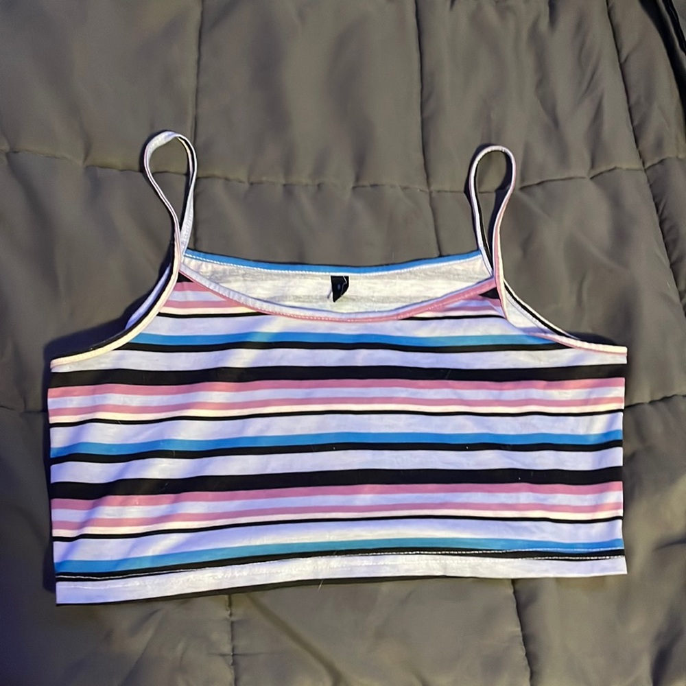 crop top